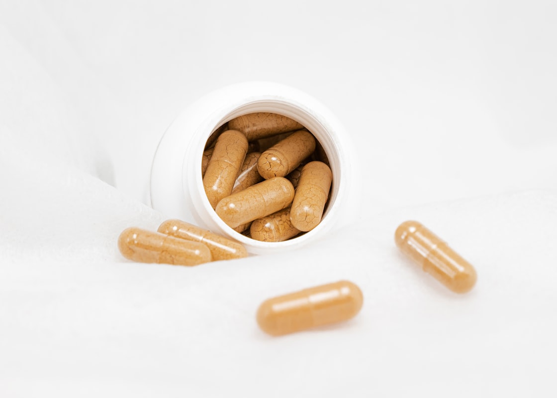 Amino acids and protein support compounds